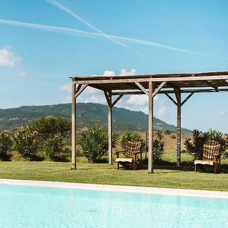 Santu Martine: With Pool * Galtellì