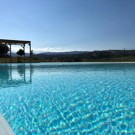 Santu Martine: With Pool *