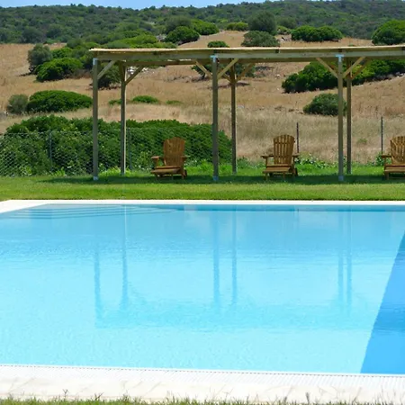 Santu Martine: With Pool Casa de Férias