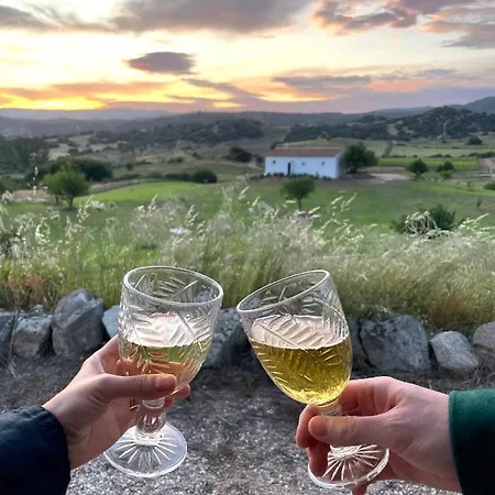 Santu Martine: With Pool Dom wakacyjny