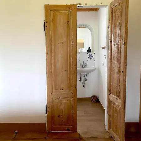 Santu Martine: With Pool Galtellì