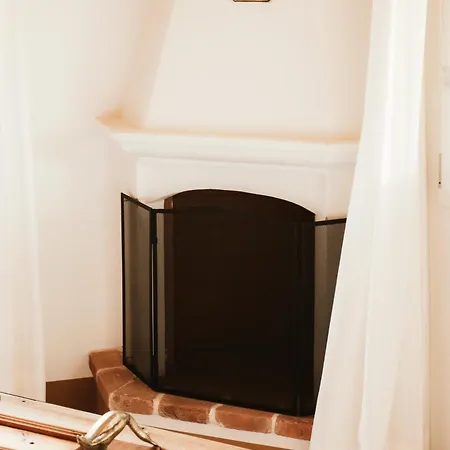 Santu Martine: With Pool