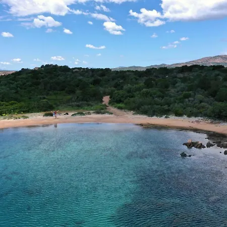 Santu Martine: With Pool *