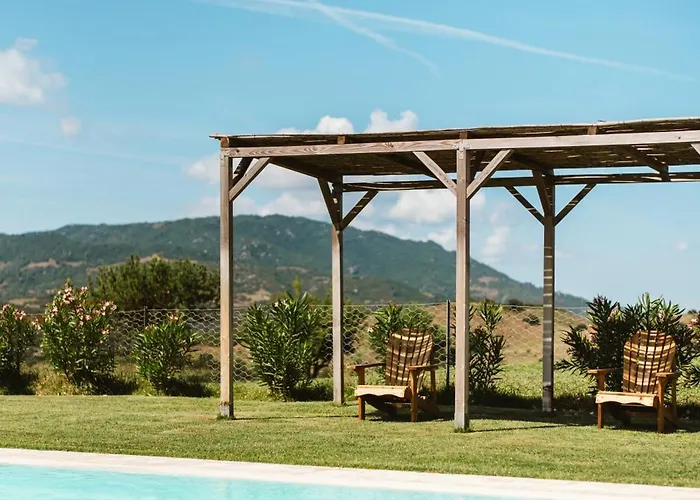Santu Martine: With Pool * Galtellì